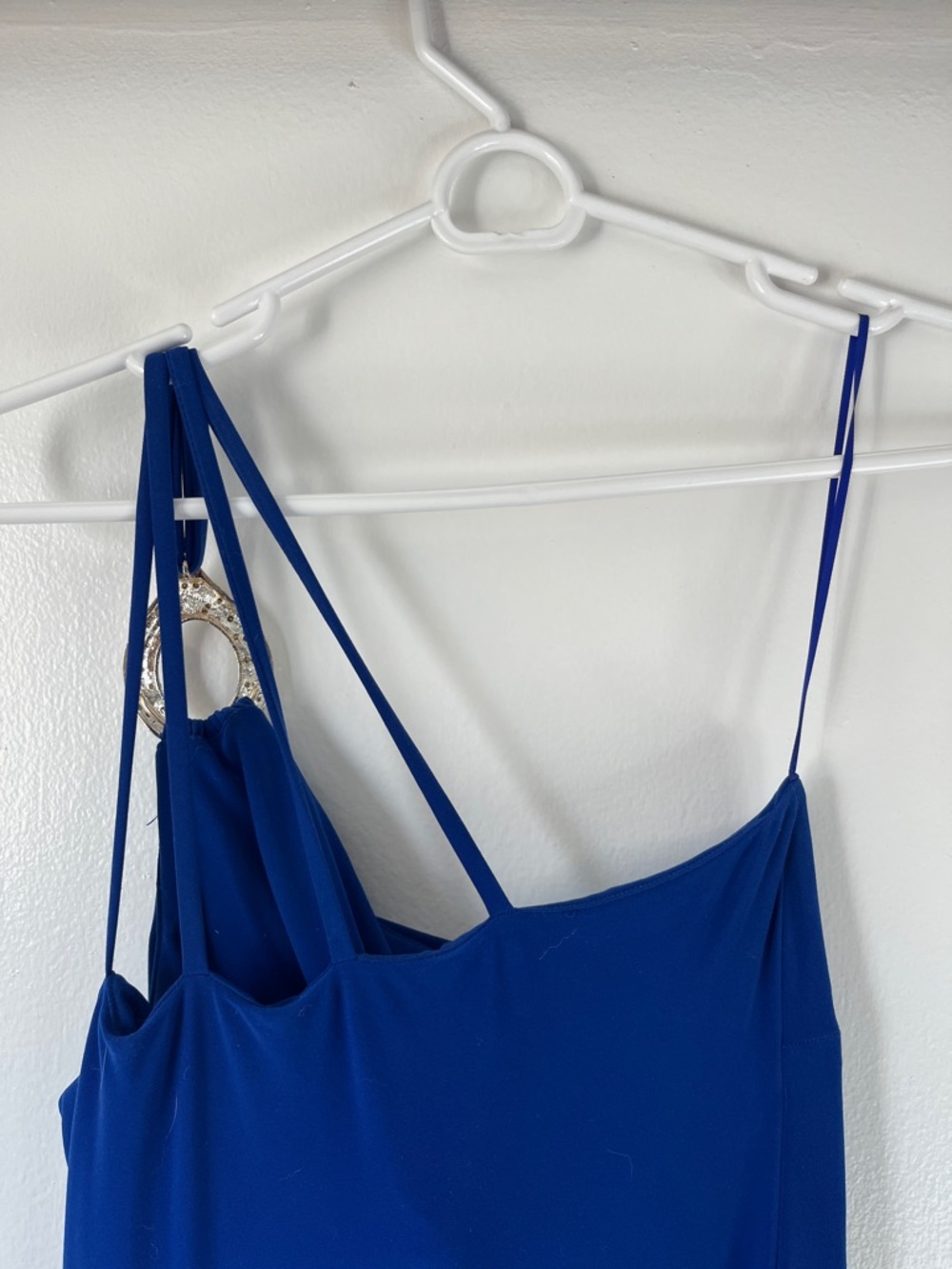 Blue One-Shoulder Evening Dress with Buckle Detail - Picture 5 of 5